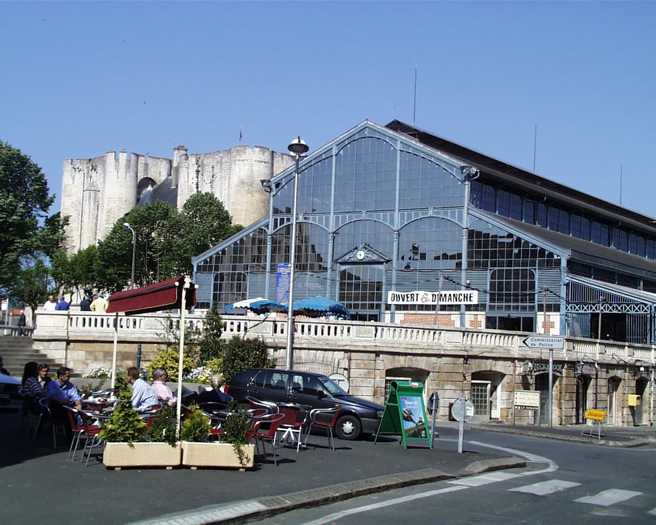 Halles et Donjon de Niort, préfecture des Deux-Sèvres